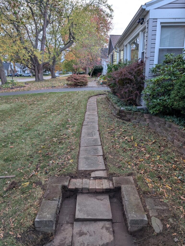 Sidewalk fully revealed and edged in Irondequoit NY